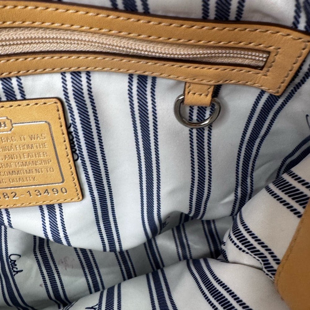 Coach Hamptons Archive 10th Anniversary Pink Canvas Tote - Picture 13 of 13
